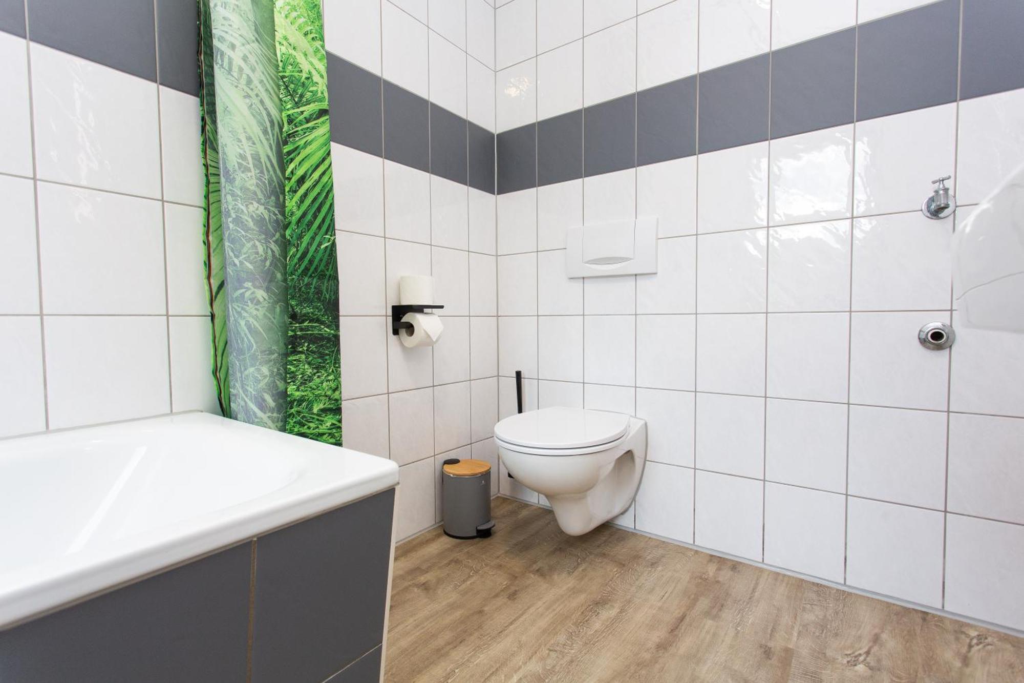 Gorilla Im Zentrum - Highspeed-wlan 1st Floor Apartment